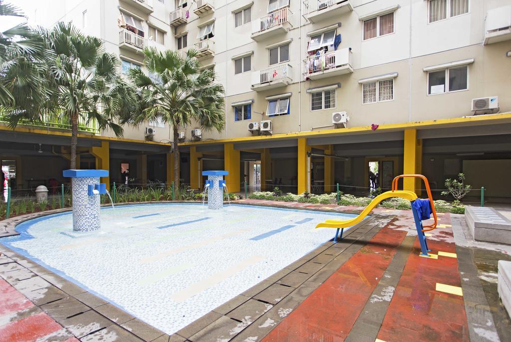 Reddoorz Apartment @ Pulo Gadung Jakarta Bagian luar foto